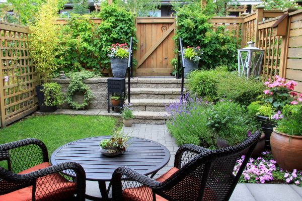 Small Yard Landscaping in Walla Walla