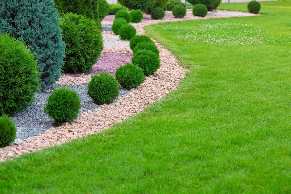 Edging Stones Installation in Walla Walla