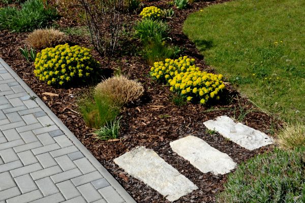 Garden Mulch Installation in Walla Walla